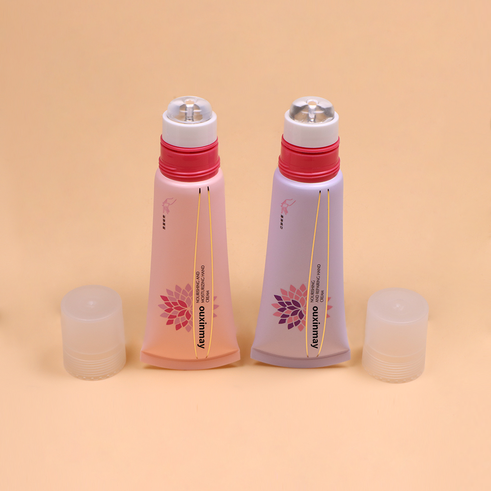 Liquid Blusher Tube With Soft Silicone Applicator