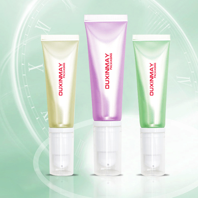 Vacuum Pump Plastic Squeeze Sunscreen / BB cream / Lotion Tube