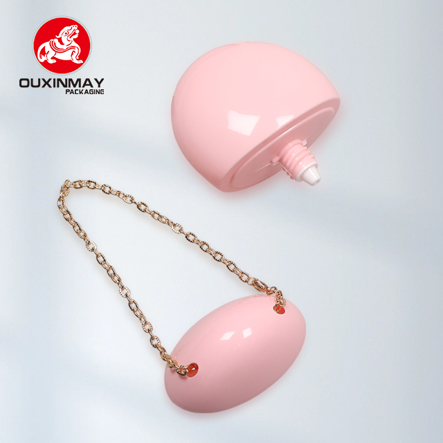 Egg-shaped Cosmetic Plastic Sunscreen Bottle with Metal Chain
