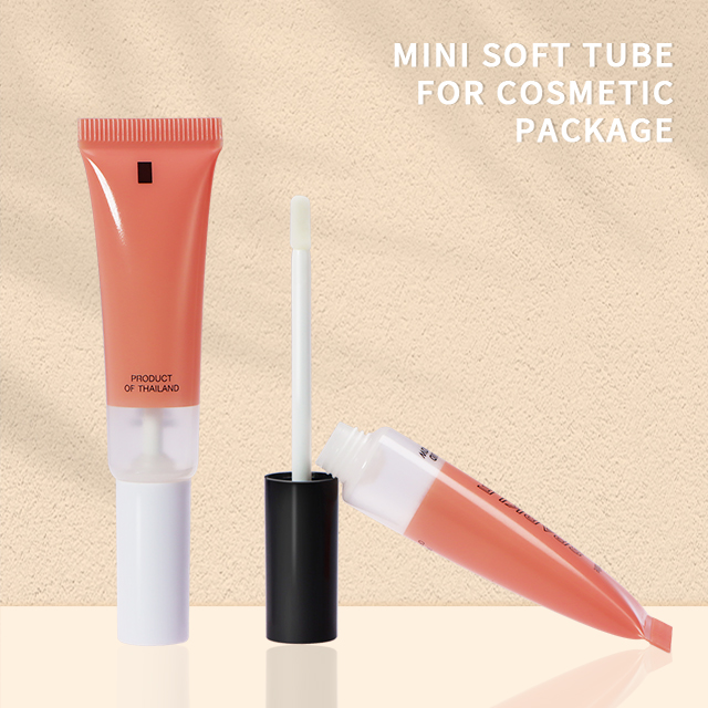 Custom Empty Squeeze Lipgloss Tube with Flocked Brush