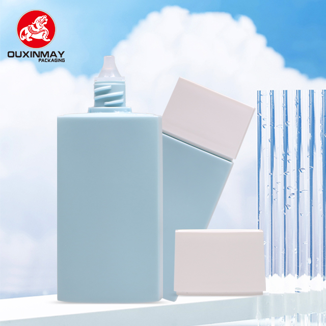 Portable Oval Sunscreen/BB Cream Plastic Bottle  with Pointed Tip