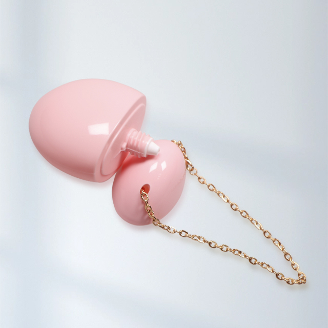 Egg-shaped Cosmetic Plastic Sunscreen Bottle with Metal Chain