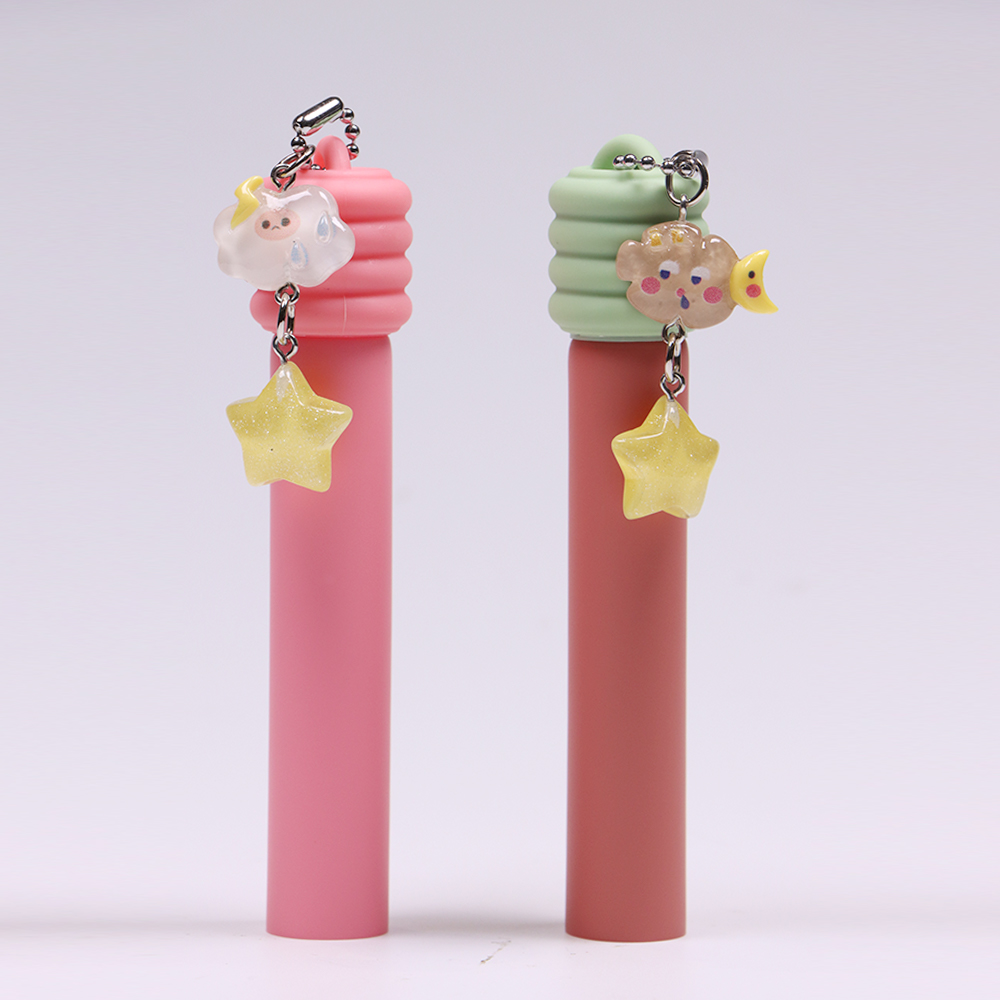 Lip gloss tube with keychain