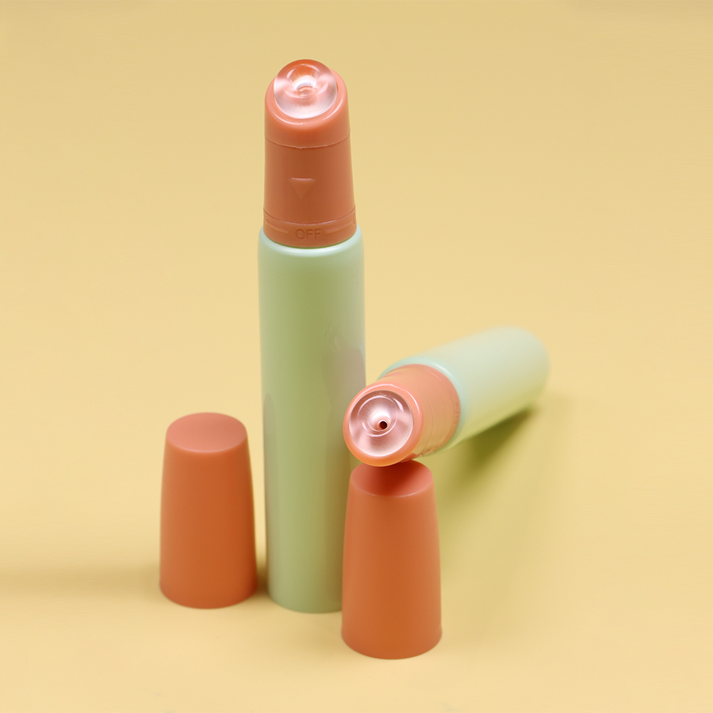 Silicone Ring Lipgloss Tube–0° Degree Silicone Rotatable Soft Cosmetic Tube